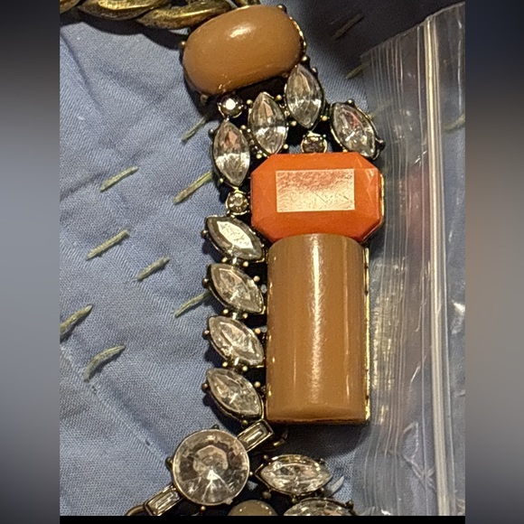 early 2000s vintage necklace of coral, pink and clear lucite and glass stones. - Picture 7 of 9